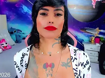 Stripchat Live Sex Cam of Nella_Dolls