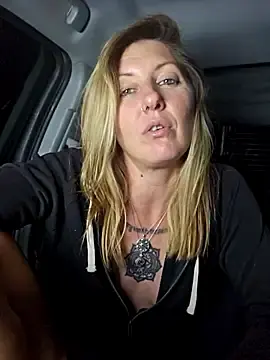 Stripchat Adult Webcams of SheIsSomething