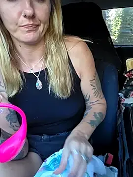 Stripchat Best live sex cam show of SheIsSomething