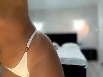 Stripchat Sex Cam of _missperfection_