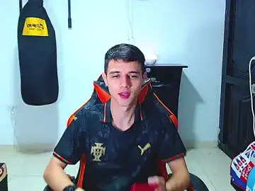 Stripchat Watch Live Sex Cams of ADAM_HOT