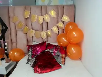 Stripchat Best Webcam of Issa_Milf__