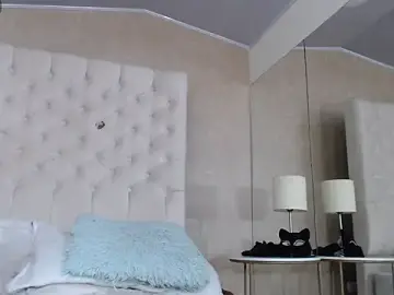 Stripchat Free Porn Cam of La_Crespa_x