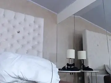 Stripchat Free Porn Cam of La_Crespa_x