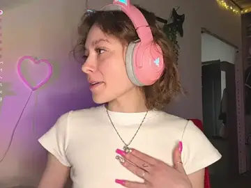 Stripchat Sex Cam of SlunkRear