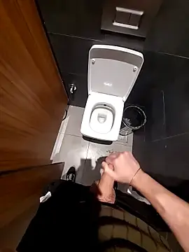 Stripchat Sex Cam of sevvvvsevvvv1