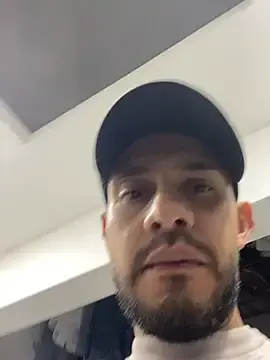 Stripchat Live Sex Cam of Elferjuan1310