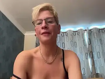 Stripchat Adult Webcam of JennyHazel1