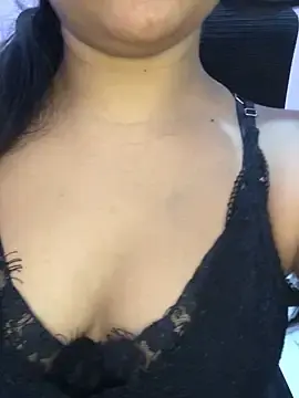 Stripchat Adult Webcam of Rose_Olivia