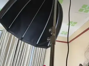 Stripchat Live Porn of AudreySpanksFuck-