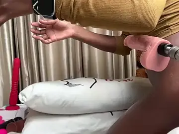 Stripchat Best Webcam of AudreySpanksFuck-