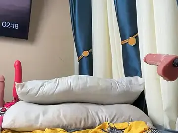 Stripchat Watch Live Sex Cams of AudreySpanksFuck-