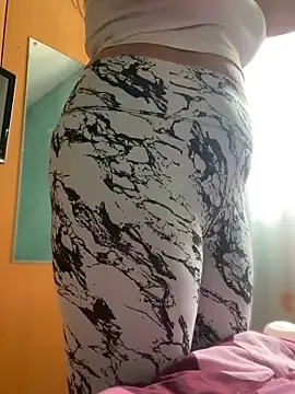 Stripchat Live Sex of camelia3