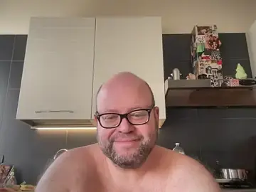 Stripchat Nude Webcam of theitalianbear