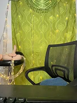 Stripchat Nude Webcam of Angel_latinboy