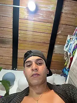 Stripchat Sex Chat of Angel_latinboy