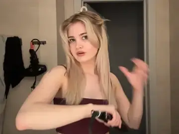 Stripchat Free Porn Cam of kirtova_