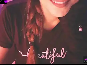 Stripchat Watch Live Sex Cams of Amaeira_