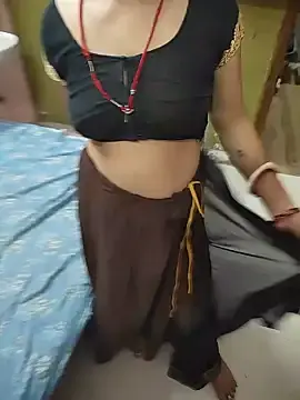 Stripchat Live Sex of COUPLLE_VILLAGE