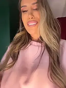 Stripchat Live Sex of Evelyn_Evyyy