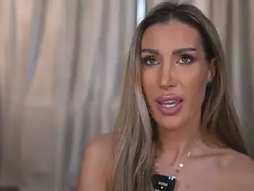 Stripchat Live Porn of Evelyn_Evyyy