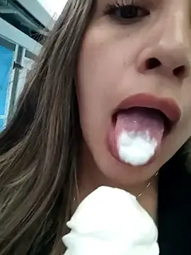 Stripchat Live Sex of alana_69