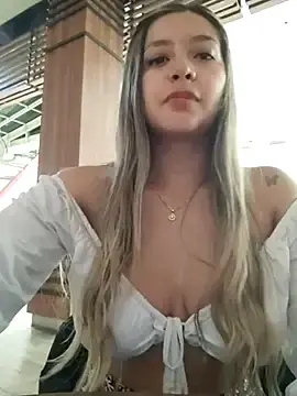 Stripchat Nude Webcam of alana_69