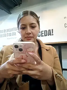 Stripchat Adult Video Chat of alana_69