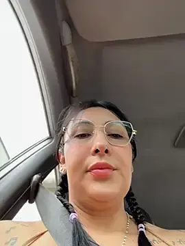 Stripchat Free Live Porn of KittyObsession