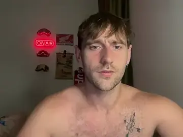 Stripchat Adult Video Chat of lukegunn