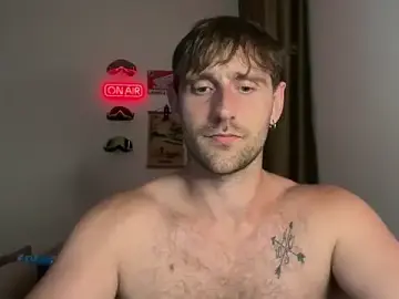 Stripchat Sex Cam of lukegunn