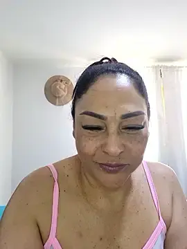 Stripchat Adult Webcam of Gina_Myers