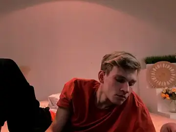 Stripchat Nude Webcam of Volan_Starts