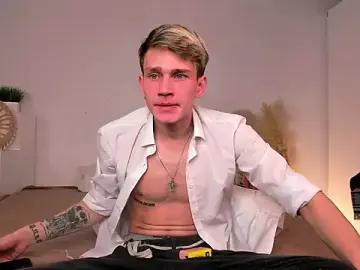 Stripchat Live Sex Cam of Volan_Starts