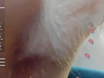 Stripchat Free Porn Cam of FrankyRein