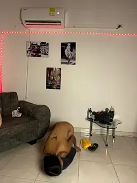 Stripchat Free Live Porn of royalgirls_x