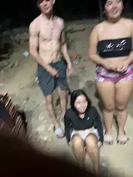 Stripchat Sex Chat of royalgirls_x