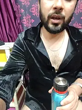 Stripchat Live Sex of Cute_Lucky