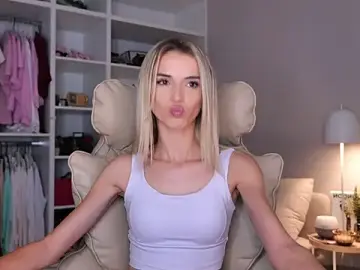 Stripchat Free Live Porn of Entia