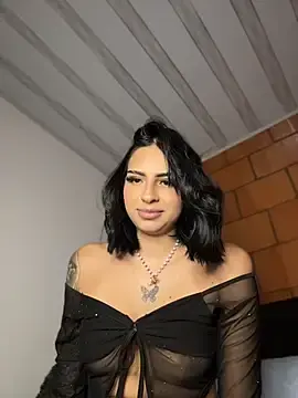 Stripchat Watch Live Sex Cams of Hilary_pinkk