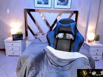 Stripchat Adult Webcam of Lia_Simons