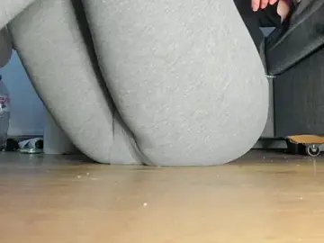 Stripchat Sex Cam of Squirtlady38