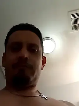 Stripchat Adult Webcam of HORNYJROD123