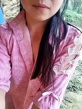 Stripchat Watch Live Sex Cams of Tiyir597