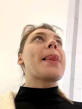 Stripchat Watch Live Sex Cams of ValenciaShock