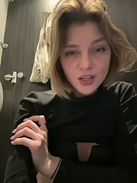 Stripchat Watch Live Sex Cams of ValenciaShock