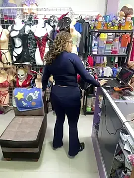 Stripchat Nude Webcam of ROSALIASEXSHOP