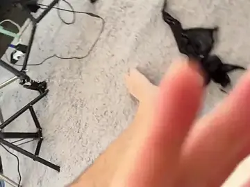 Stripchat Watch Live Sex Cams of lucycums