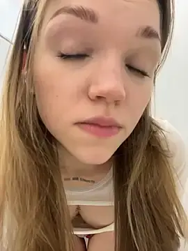 Stripchat Private Sex Chat of StreetSquirt