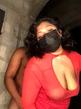 Stripchat Nude Webcam of _Cute_ariana_